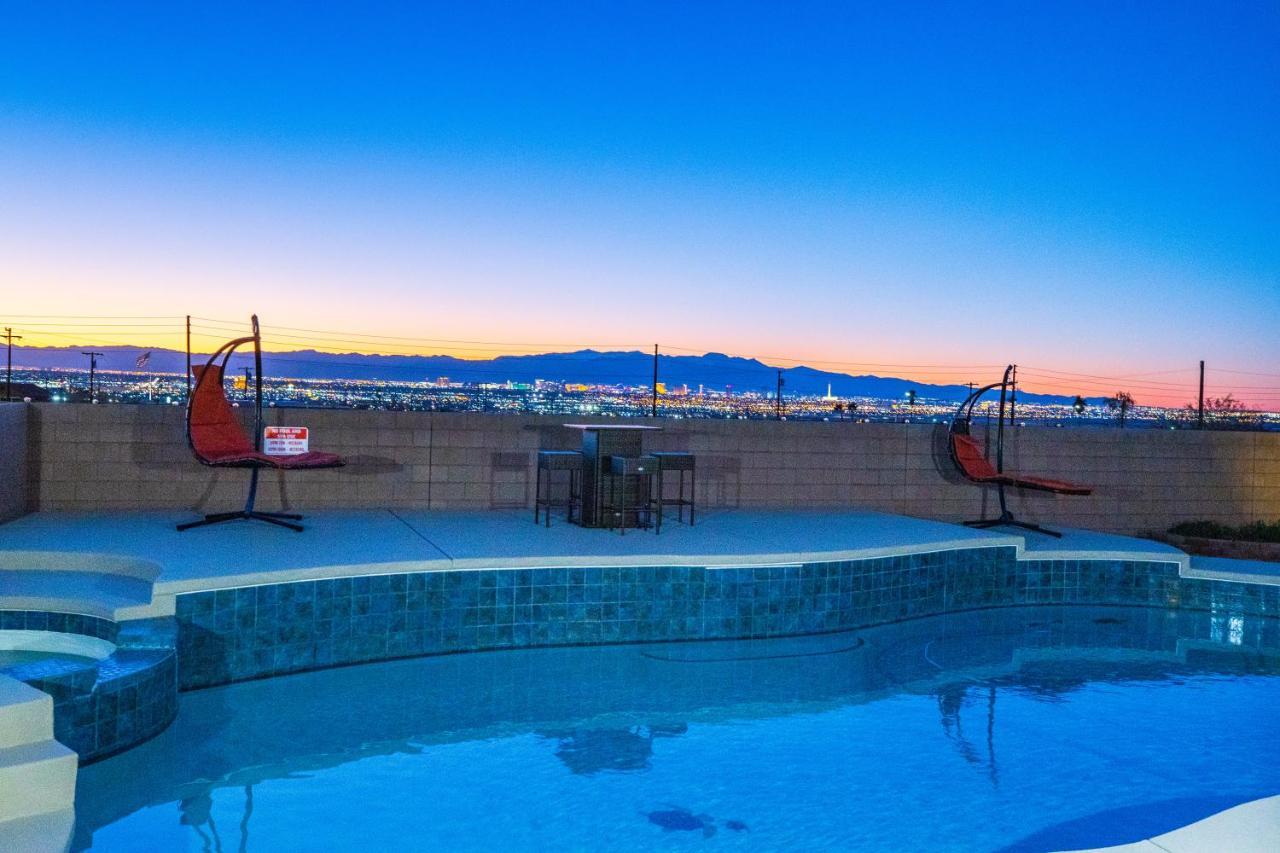 3400 Sqft House W/40ft Heated Pool/spa- Strip View Las Vegas