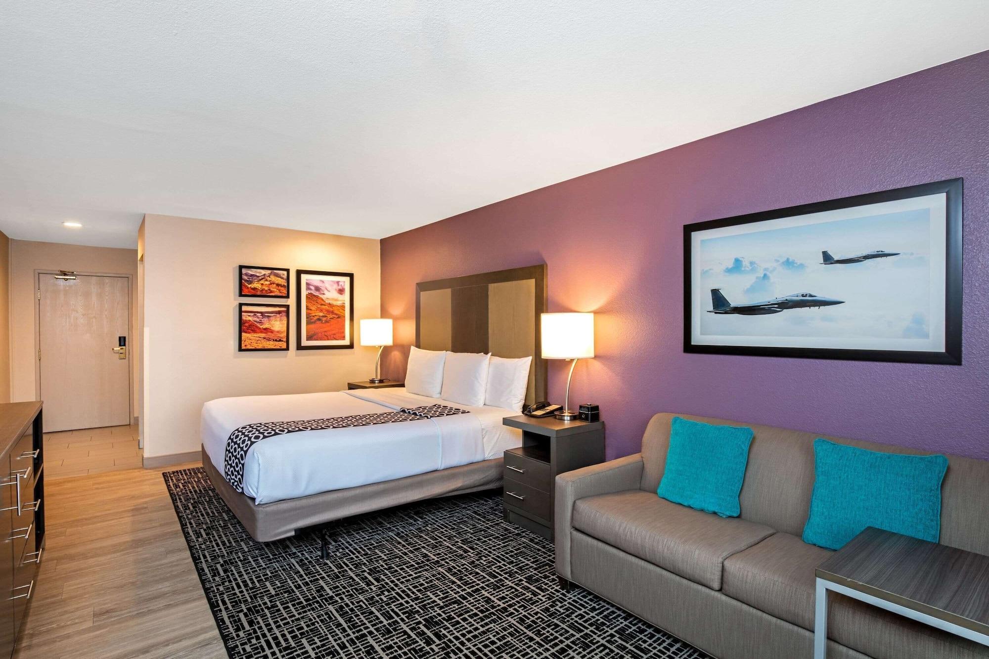Hotel La Quinta & By Wyndham Vegas Nellis Las Vegas