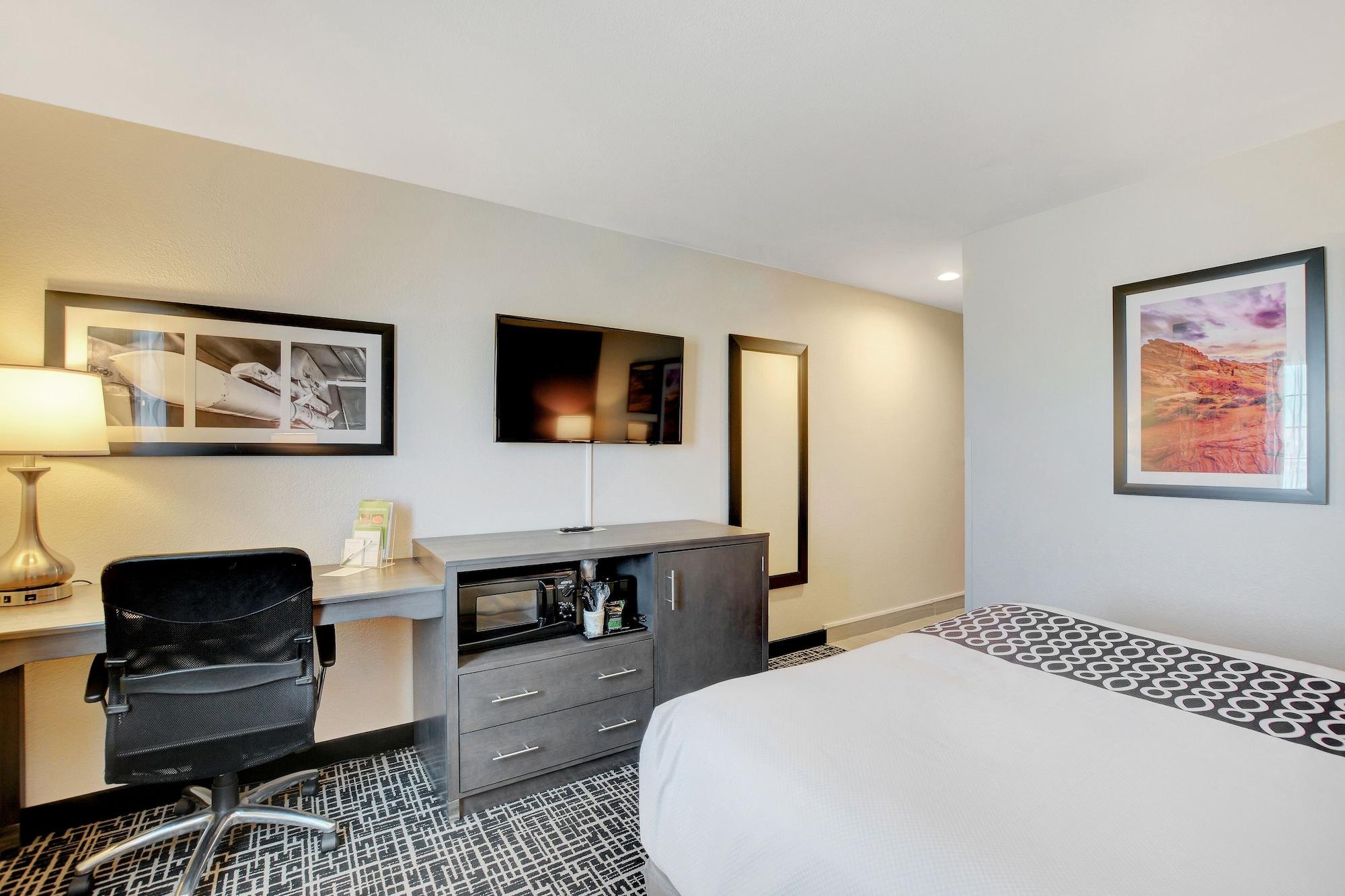 Hotel La Quinta & By Wyndham Vegas Nellis