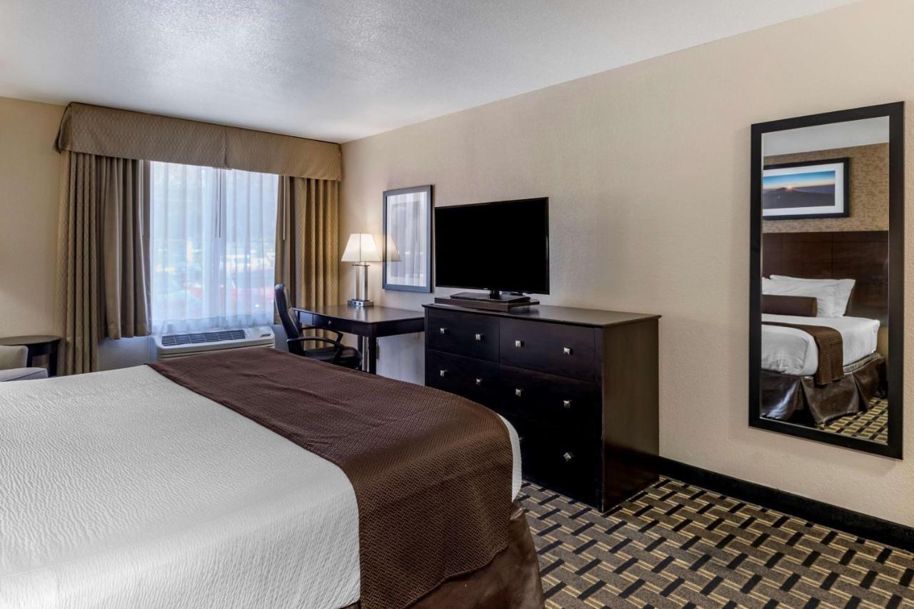 Best Western Plus West 3*