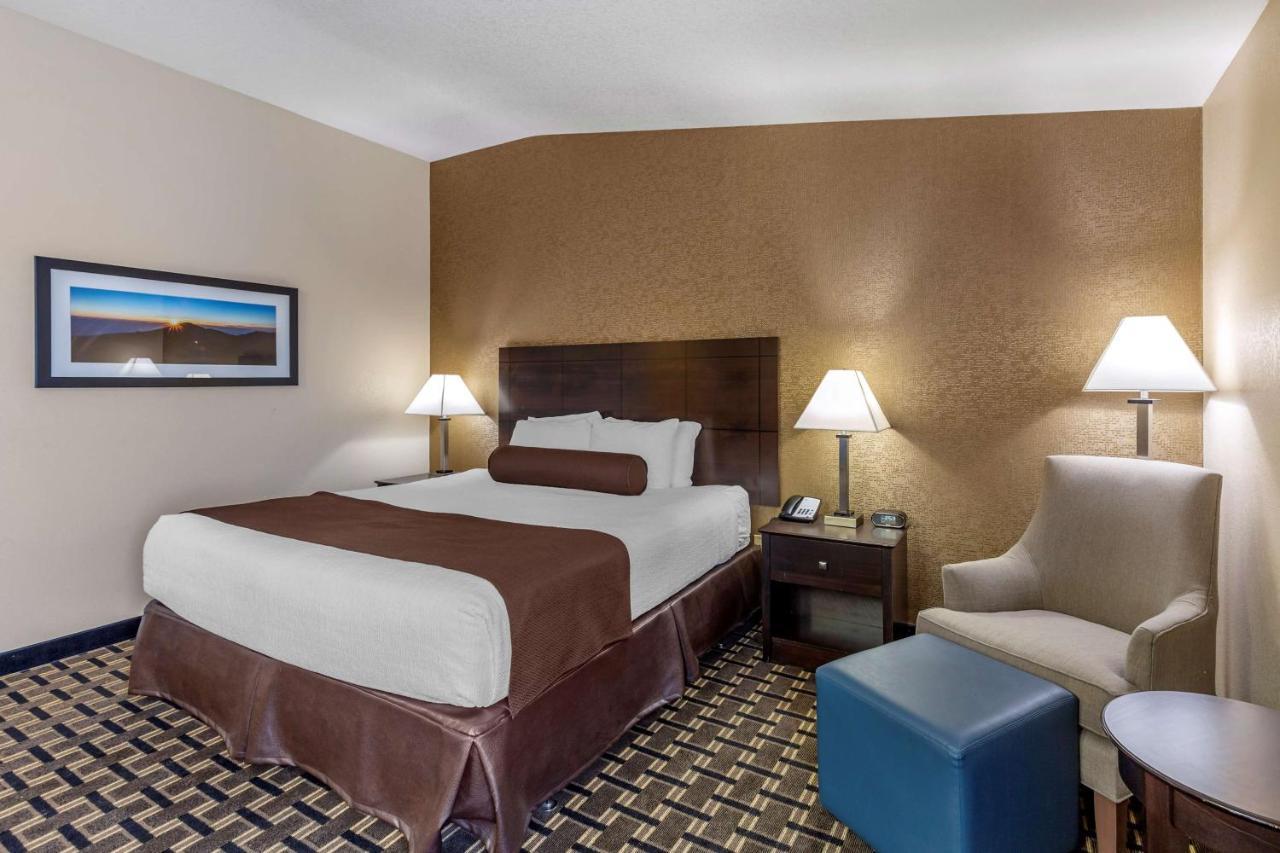 Best Western Plus West Hotel Las Vegas