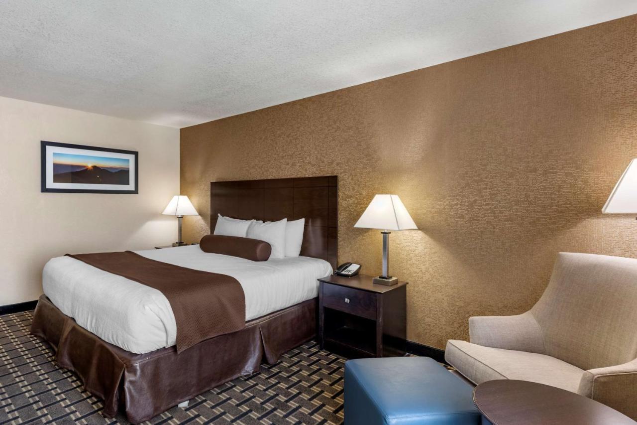 Best Western Plus West Hotel Las Vegas