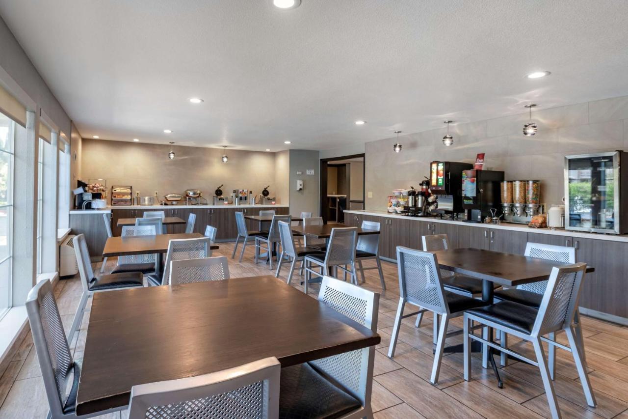 Hotel Best Western Plus West 3*
