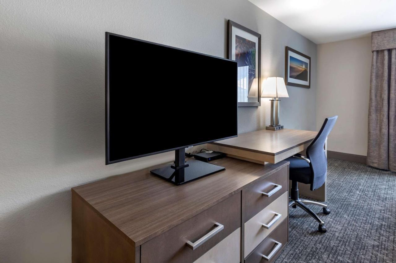 Best Western Plus West 3*