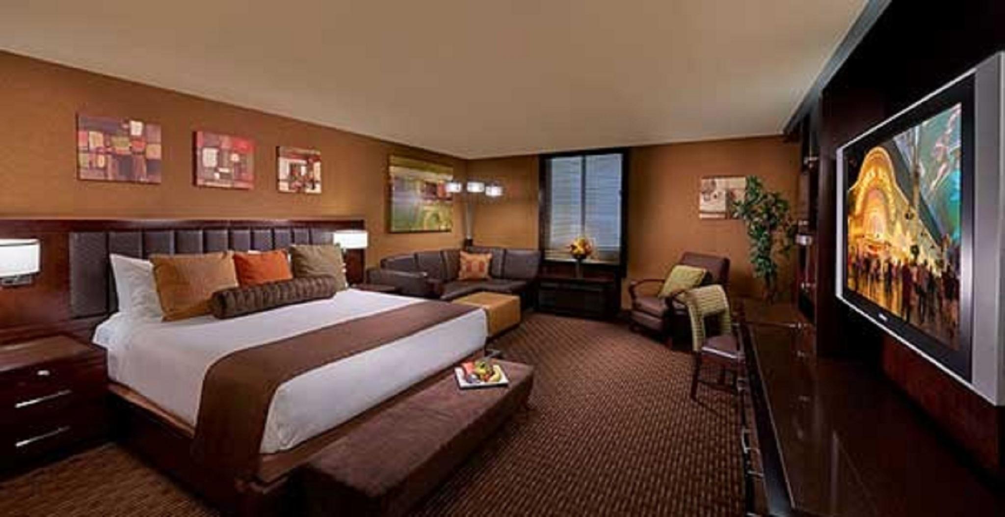 Golden Nugget & Casino