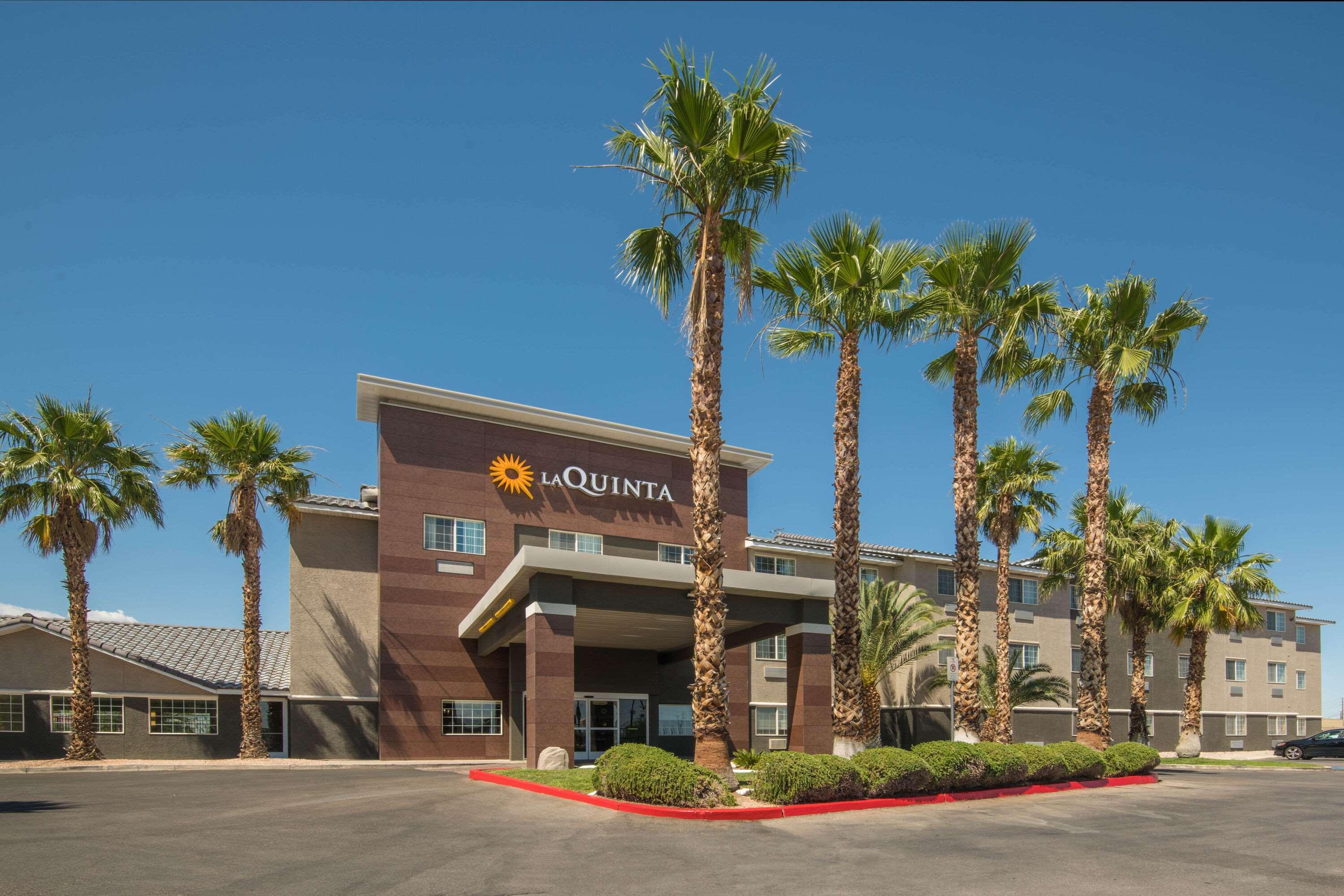 La Quinta & By Wyndham Vegas Nellis 3*