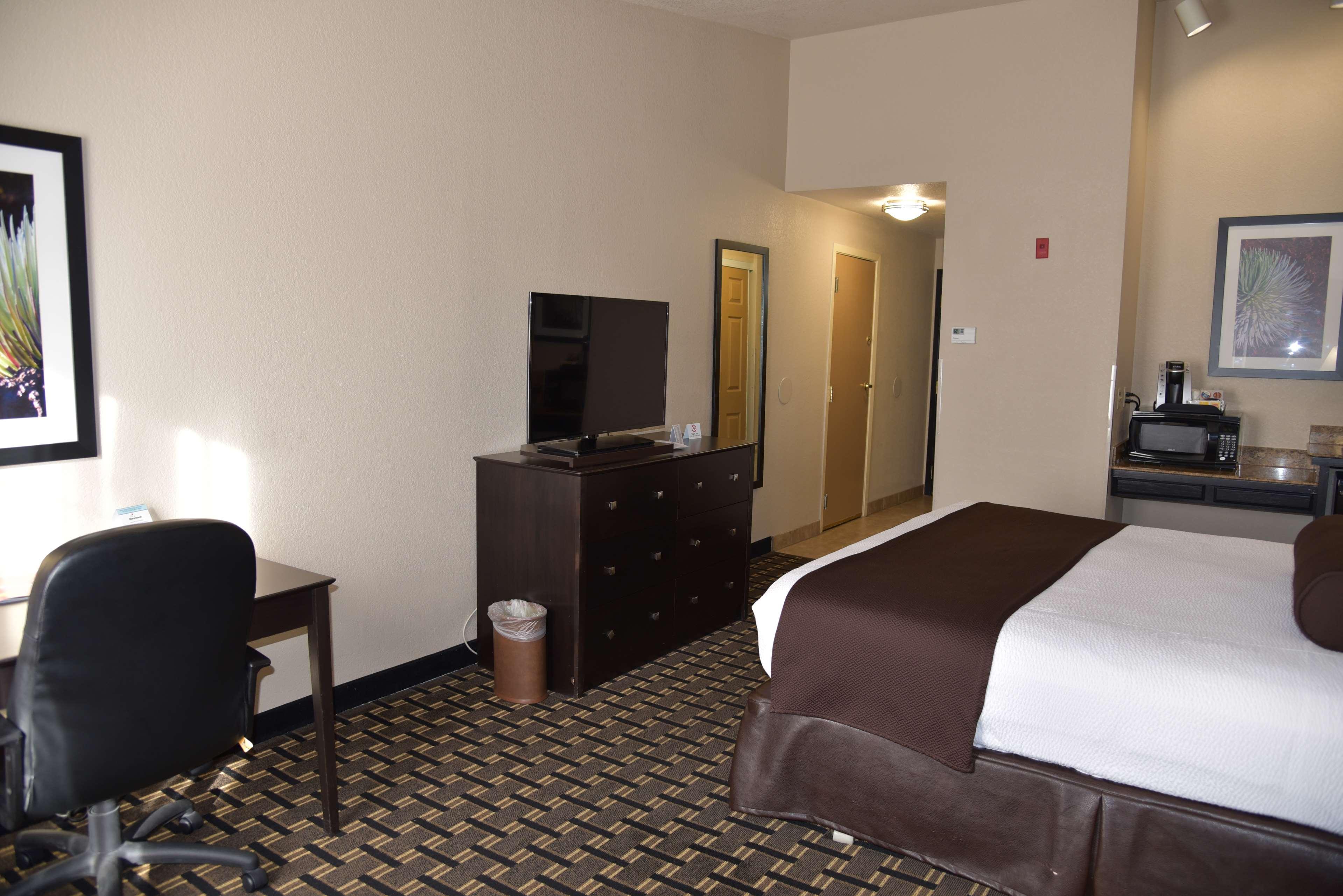 Best Western Plus West Hotel Las Vegas