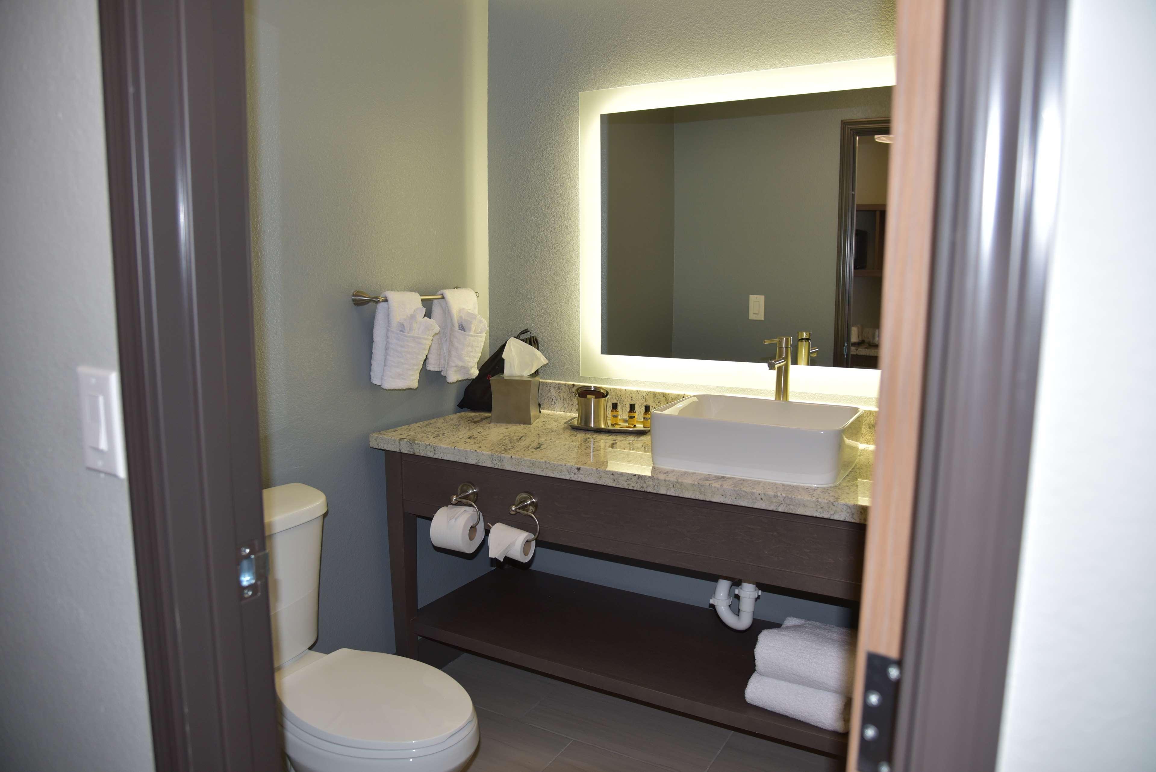 Best Western Plus West