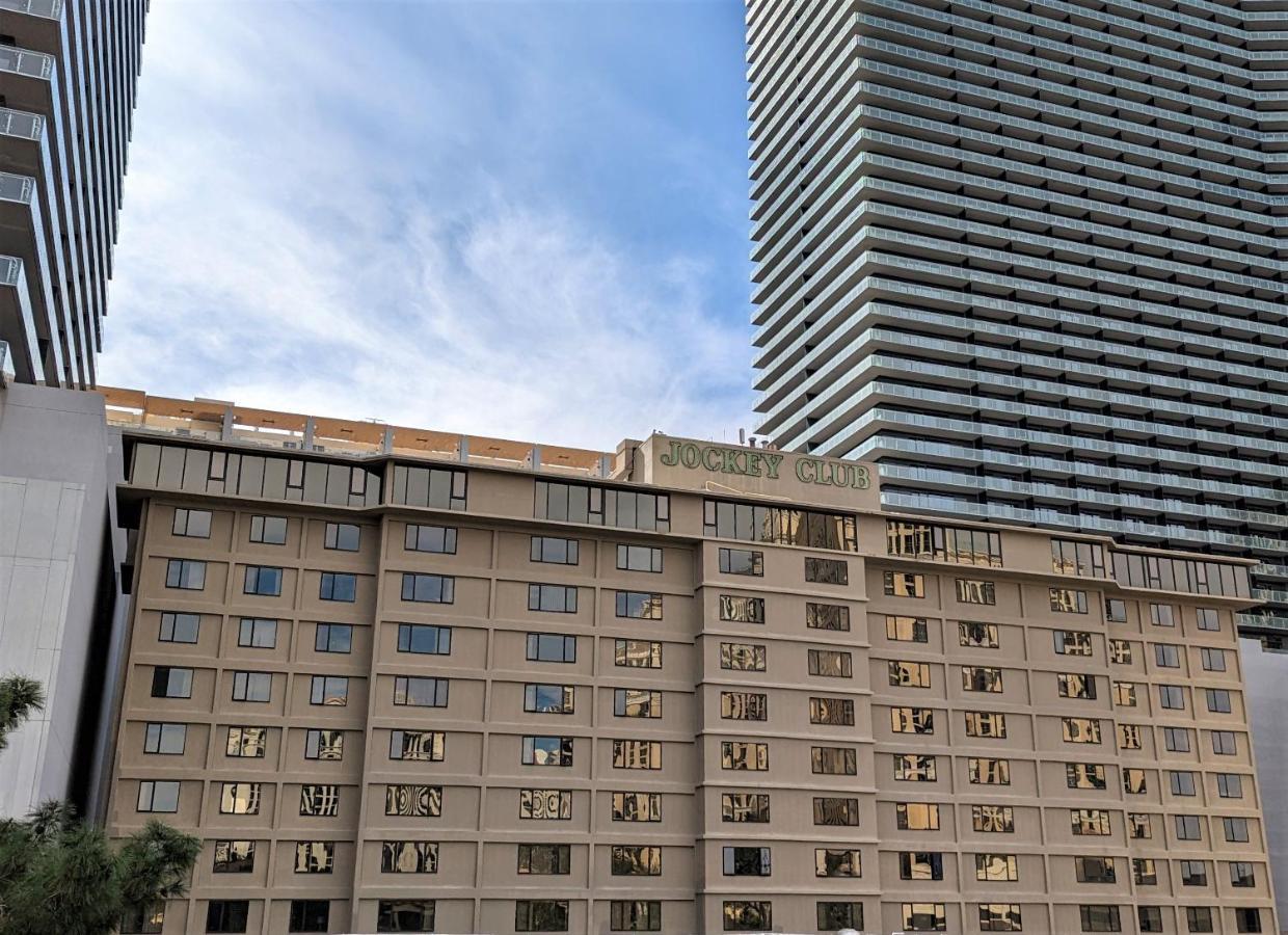 Suites At Jockey Club 3* Las Vegas