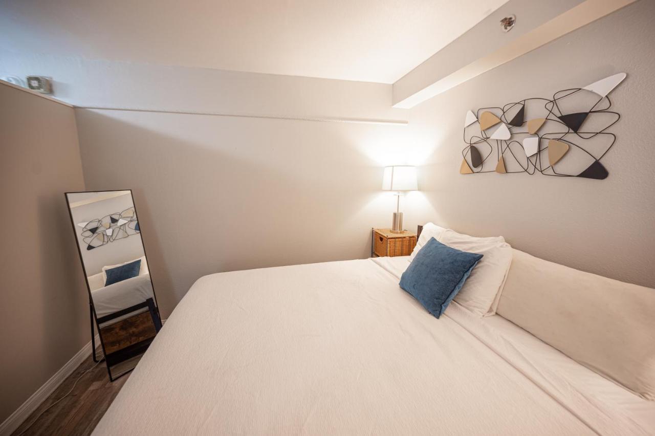 Together On The Strip - 2 Bedroom 1124