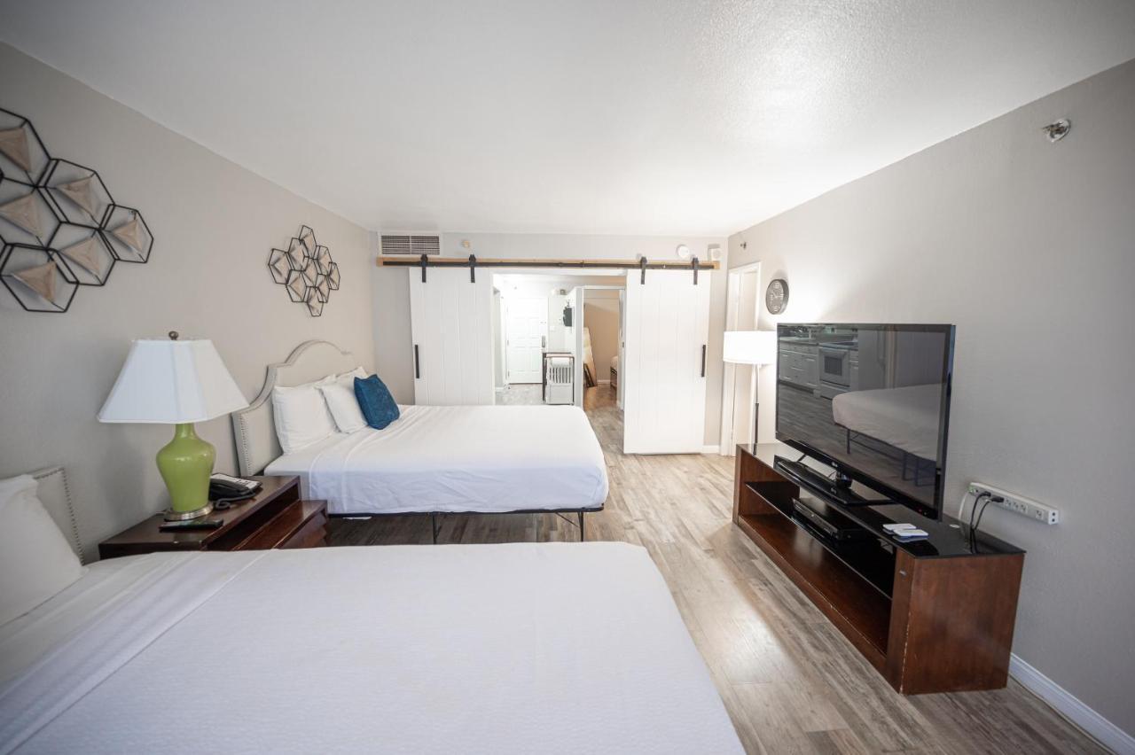 Together On The Strip - 2 Bedroom 1124 Apartment *