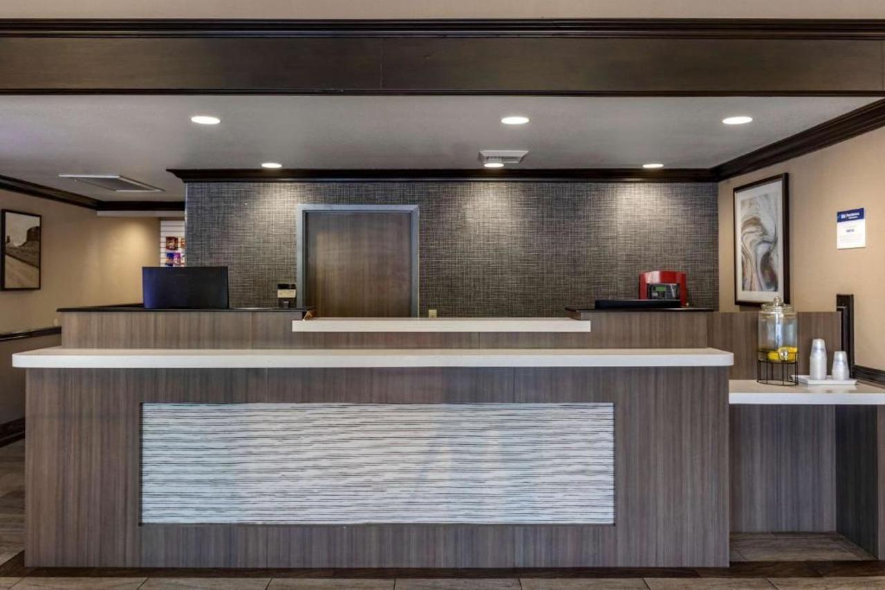 Best Western Plus West 3*