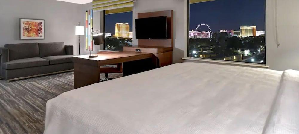 Hampton Inn&suites Vegas Convention Center Hotel 3*
