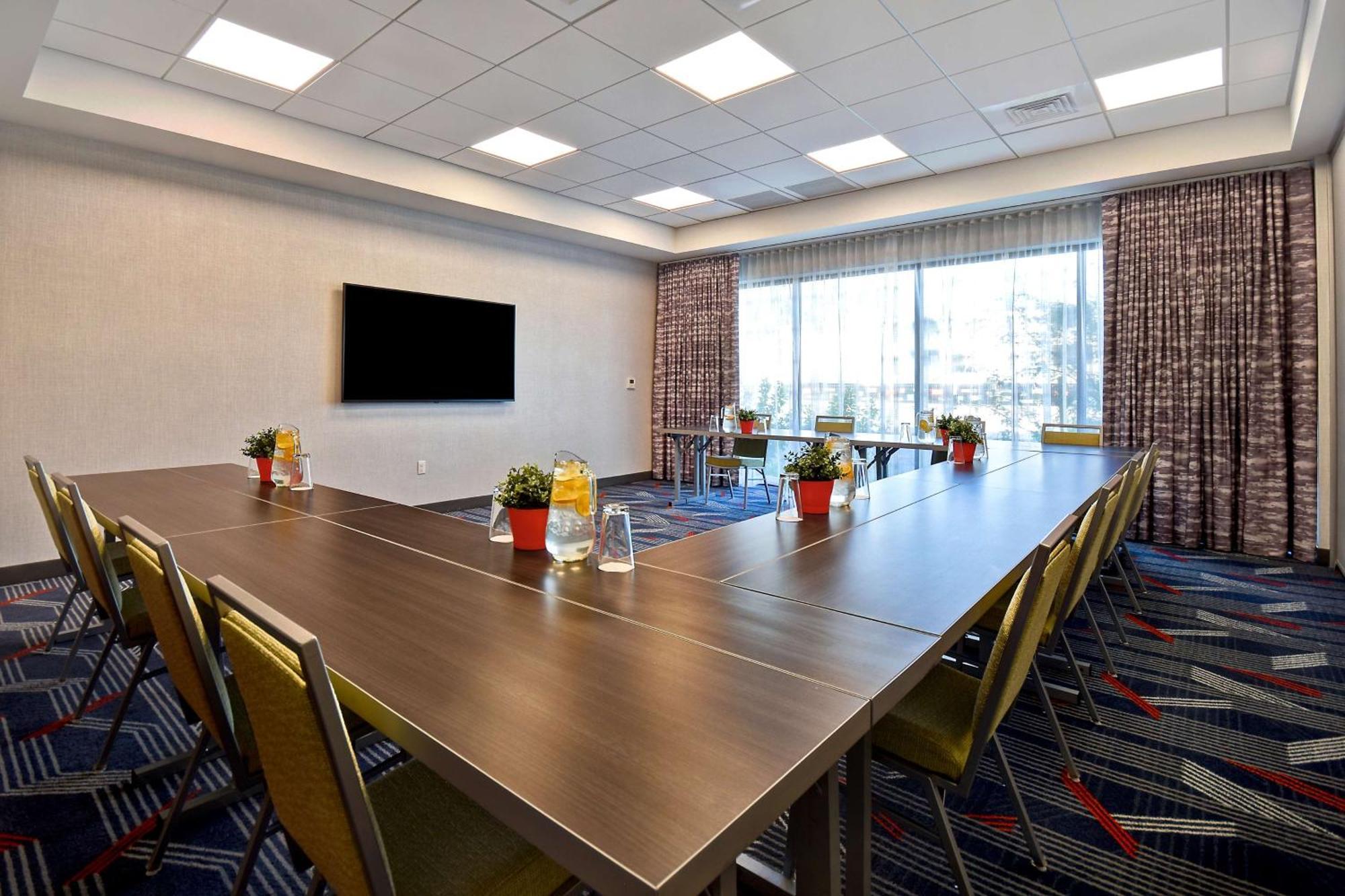 Hampton Inn&suites Vegas Convention Center Hotel