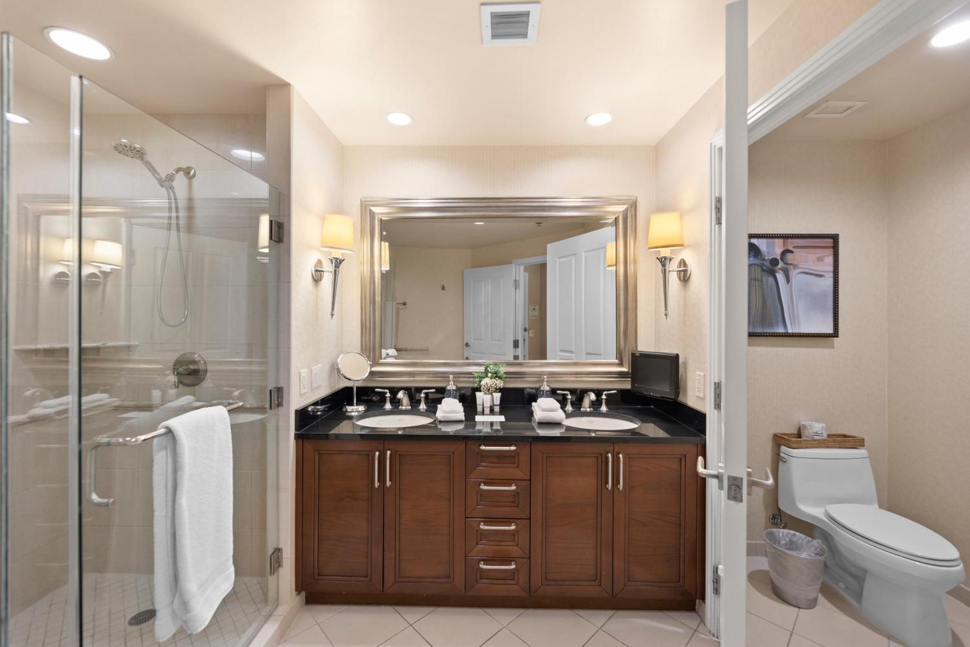 Lucky Gem Penthouse & Luxury At Signature Resort, Balcony Strip View 2605