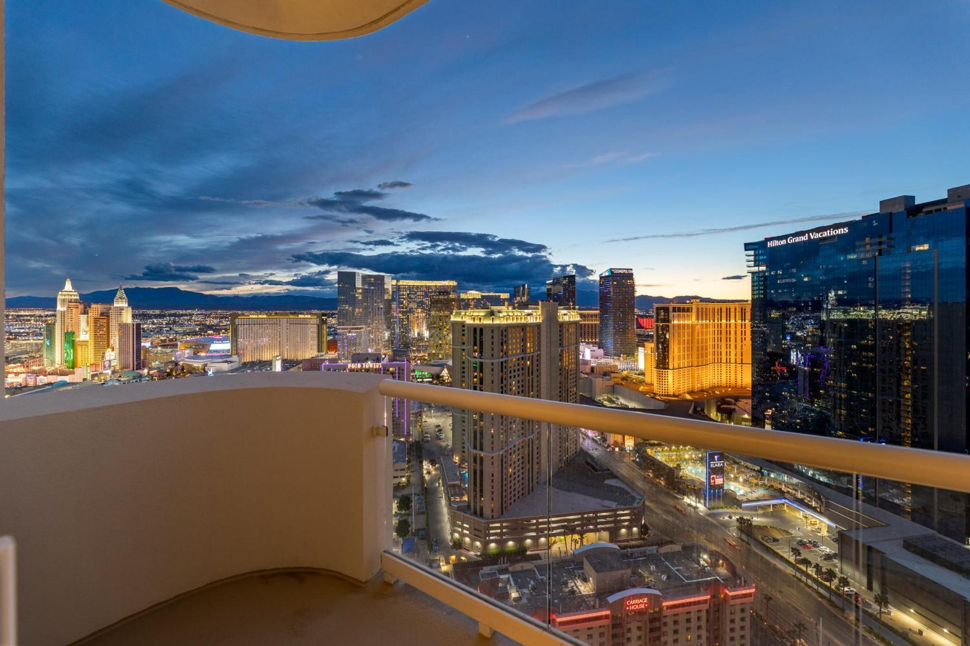 Lucky Gem Penthouse & Luxury At Signature Resort, Balcony Strip View 2605 Hotel Las Vegas