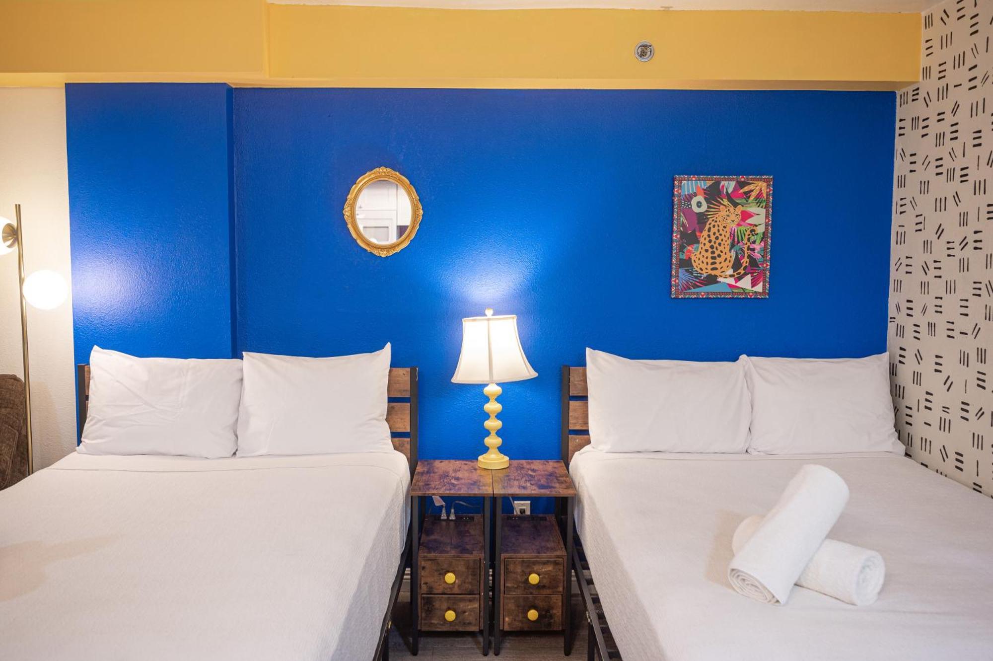 Apartment Together On The Strip - 1 Bedroom 1012