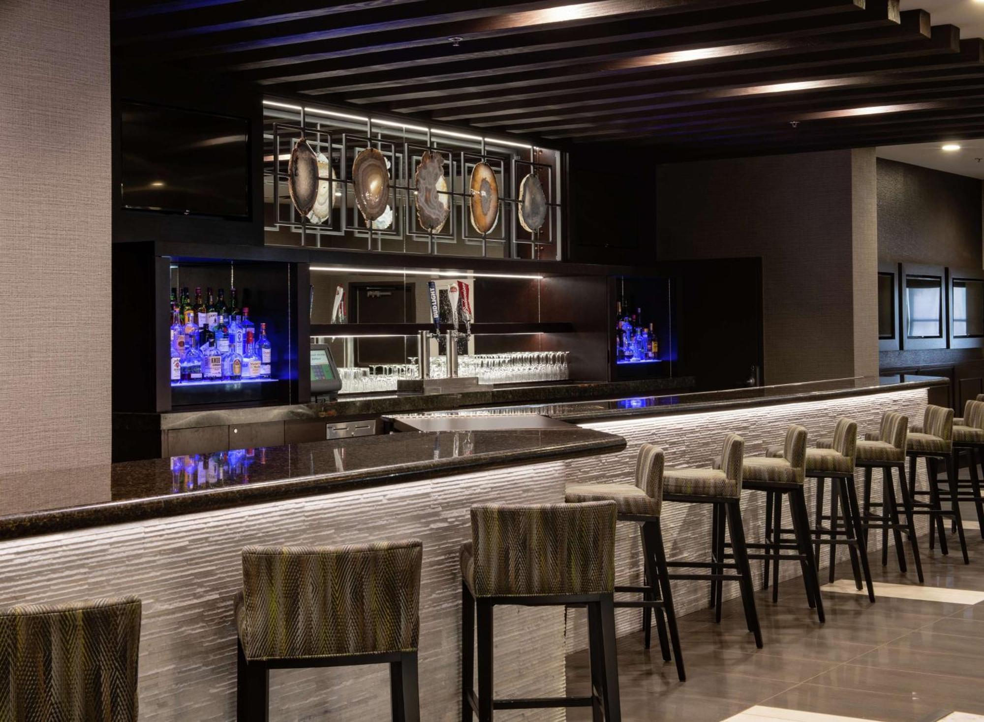 Hotel Embassy By Hilton