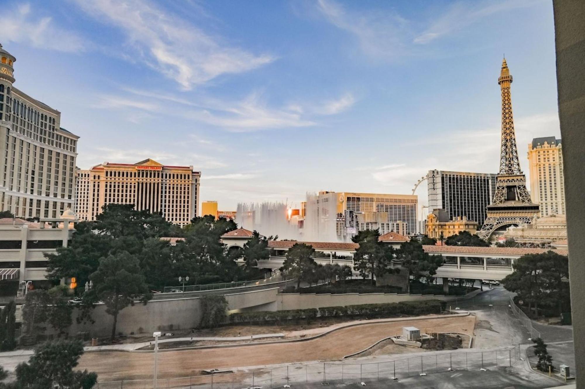 Together On The Strip - 2 Bedroom 1124