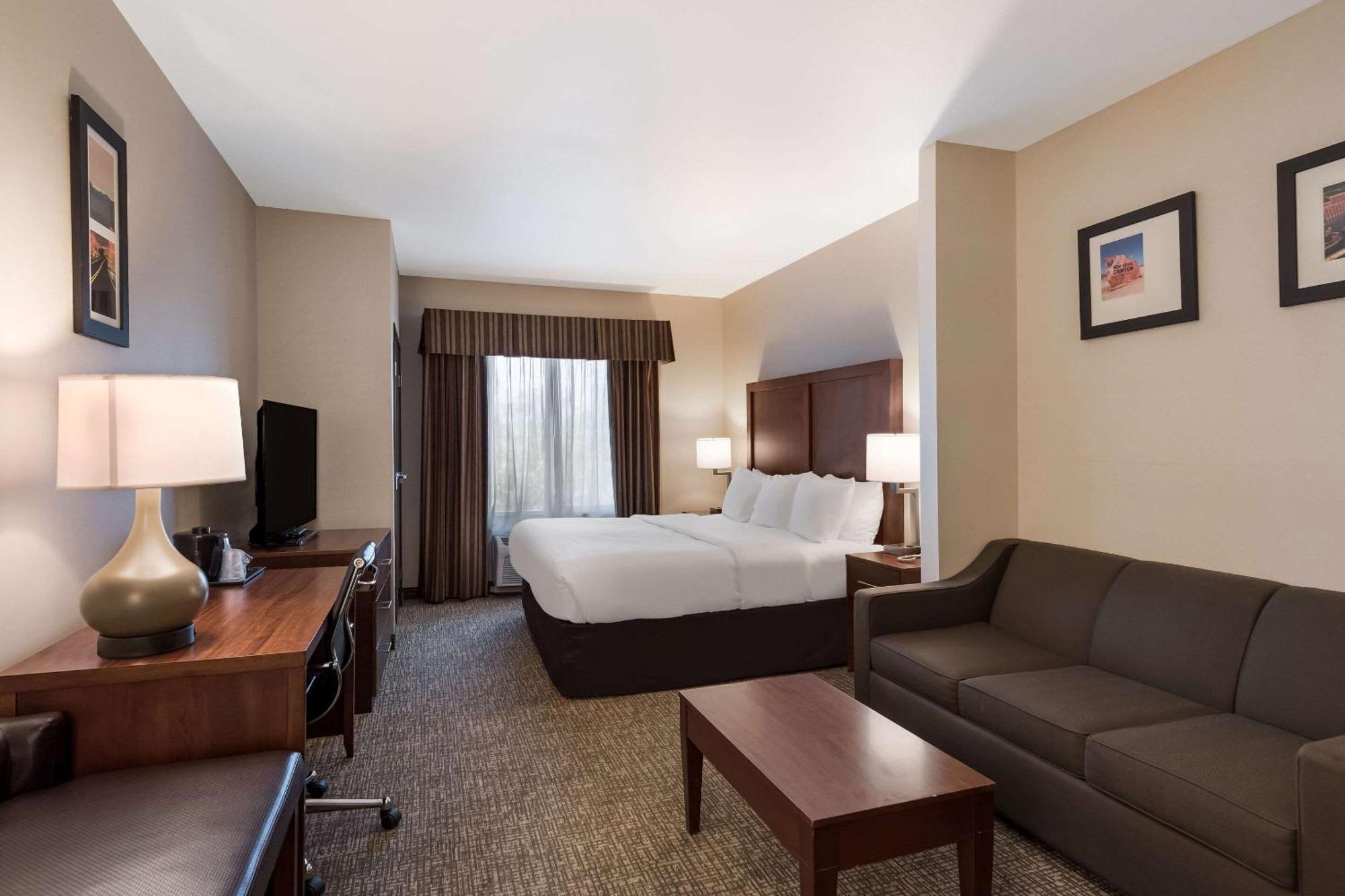 Comfort Inn&suites Vegas - Nellis
