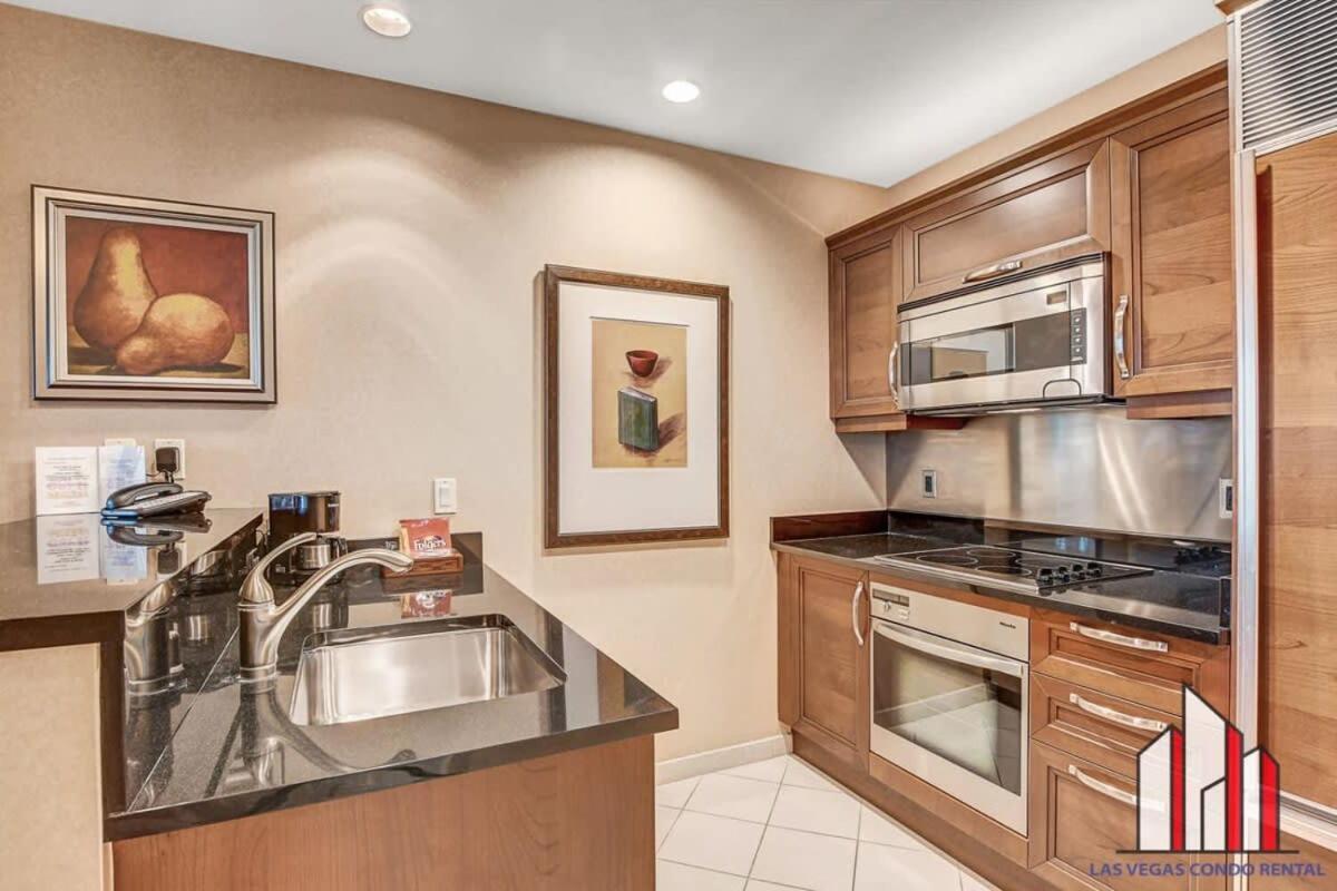 Signature 2br3ba Balcony Combo Units 28-602 And 04 Casa de férias Las Vegas