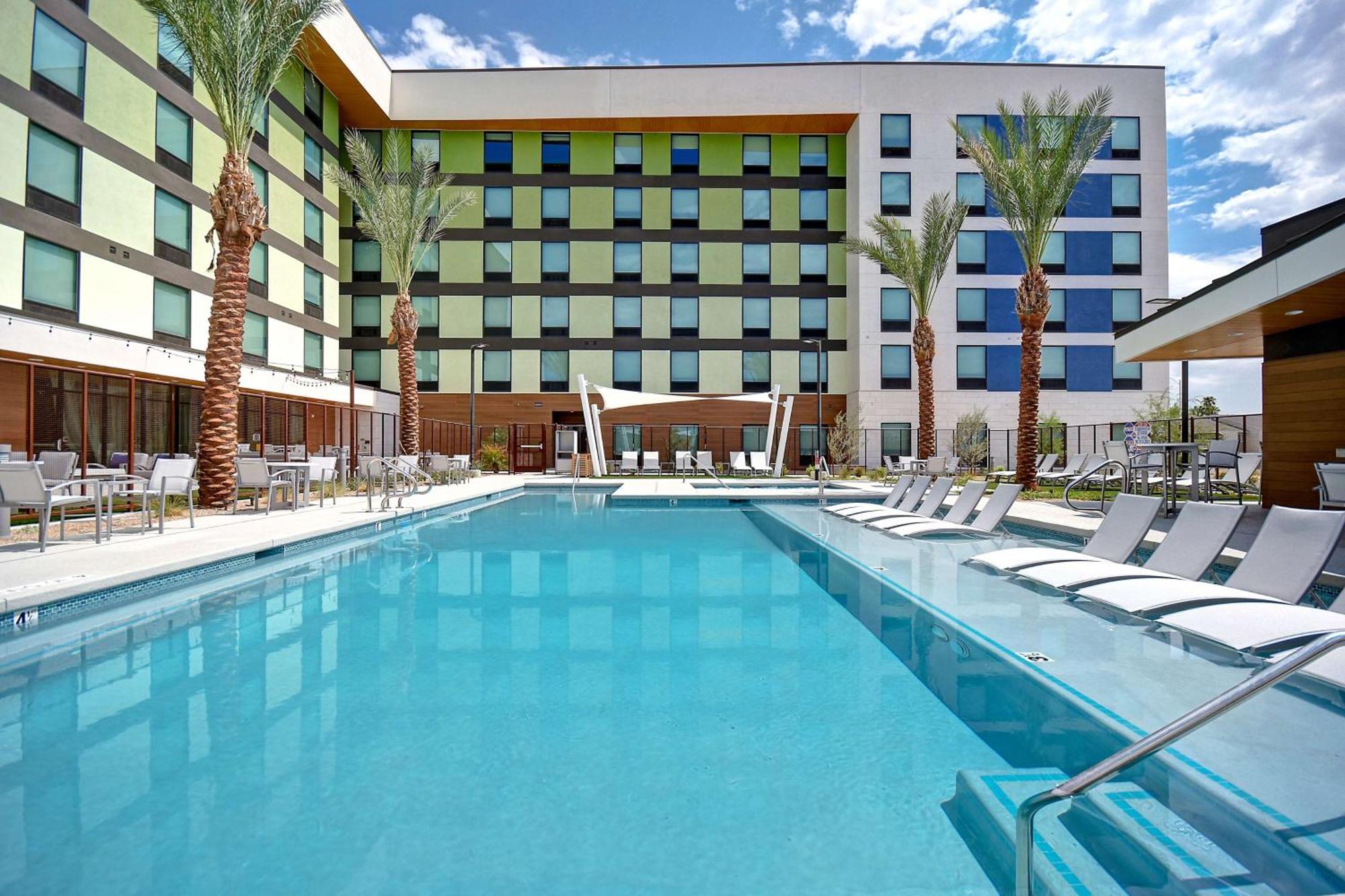 Hampton Inn&suites Vegas Convention Center 3* Las Vegas