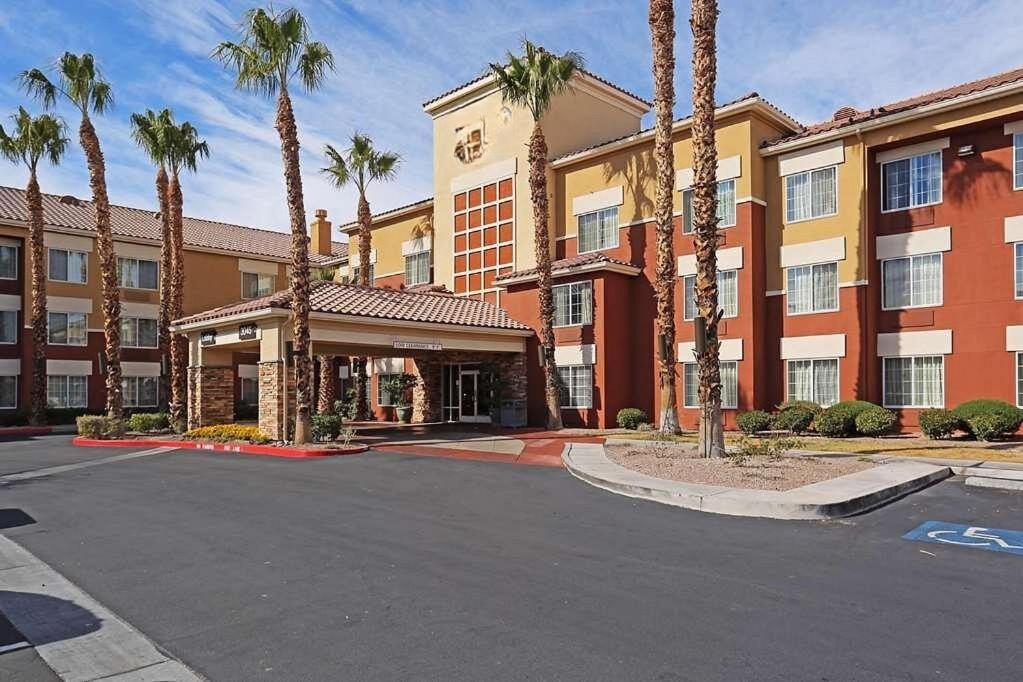 Mainstay Convention Center Hotel