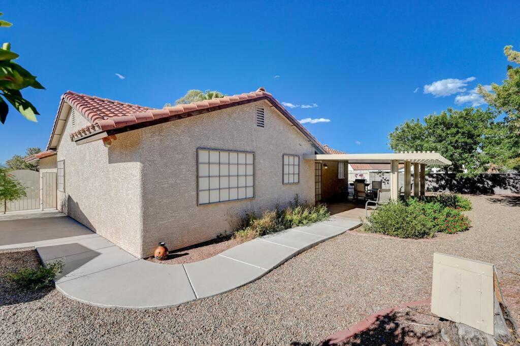 Cozy Getaway With King Bed, Bbq & Spacious Backyard Casa vacanze *