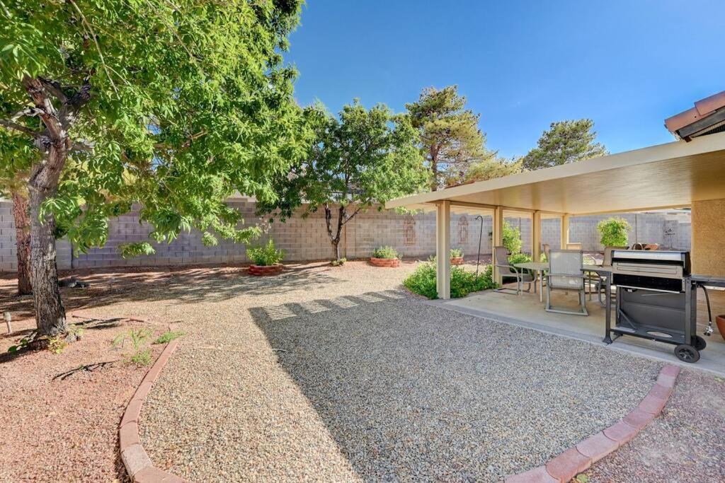 Cozy Getaway With King Bed, Bbq & Spacious Backyard Casa vacanze *