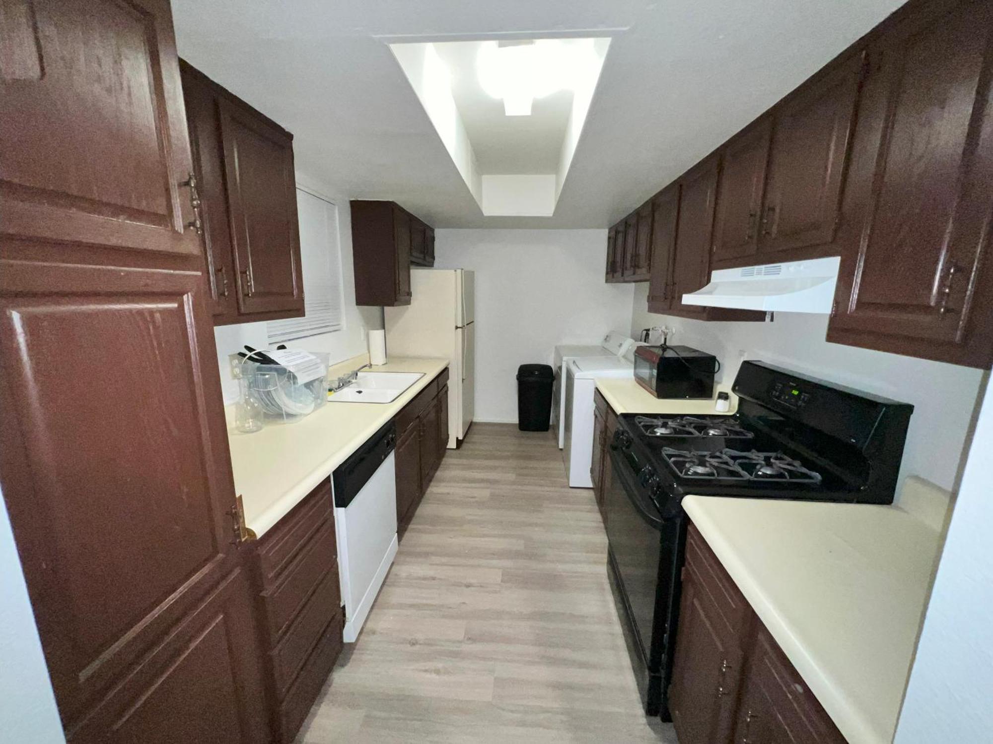 2 To 6 Bedroom Walk To Strip Mgm Casino Shop Club Holiday home *