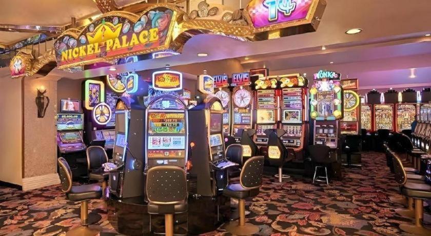 Four Queens Hotel&casino 3*
