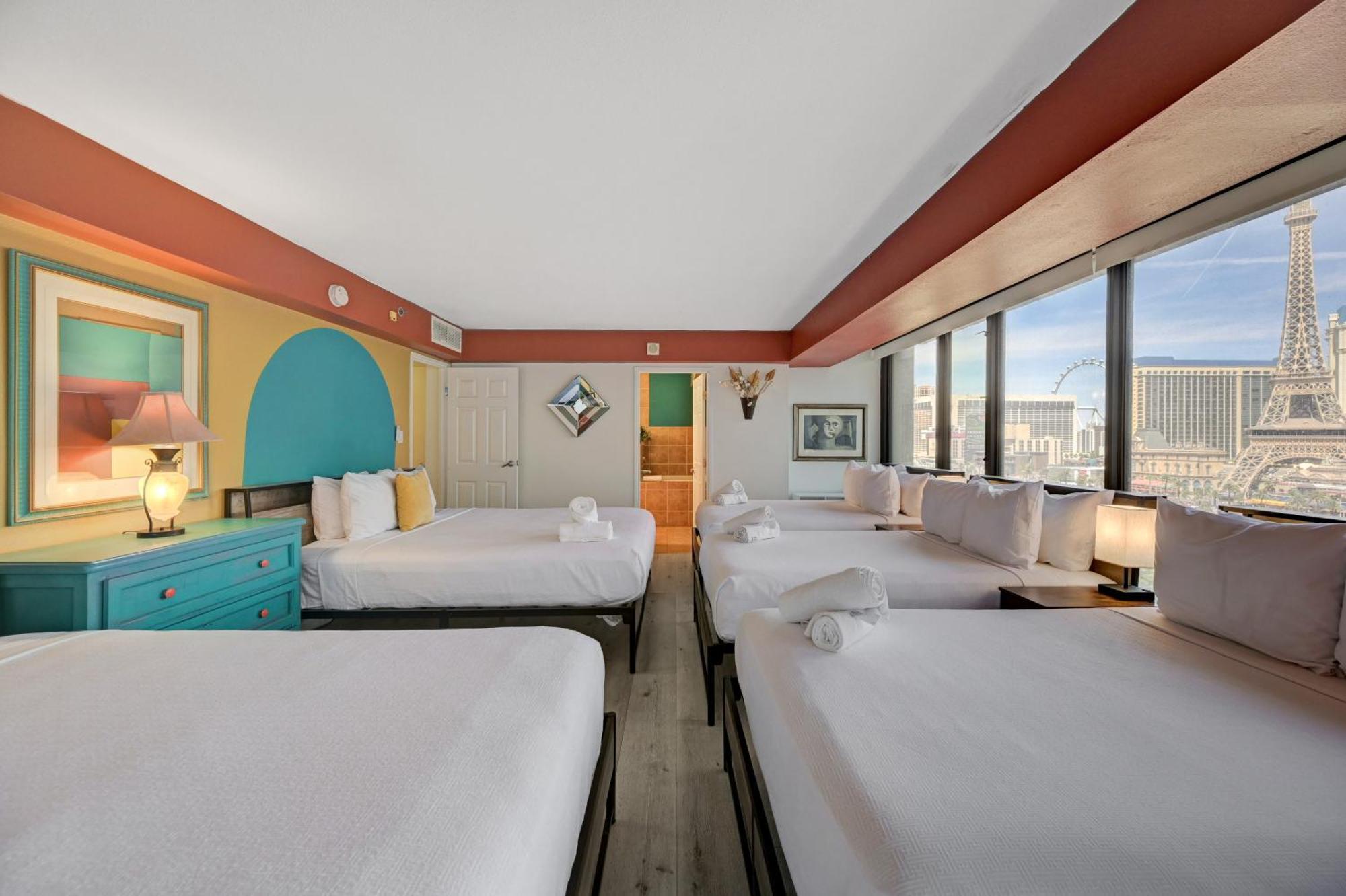 Apartment Penthouse With Epic Strip Views - 2Bd & 2Ba - No Resort Fees! Las Vegas