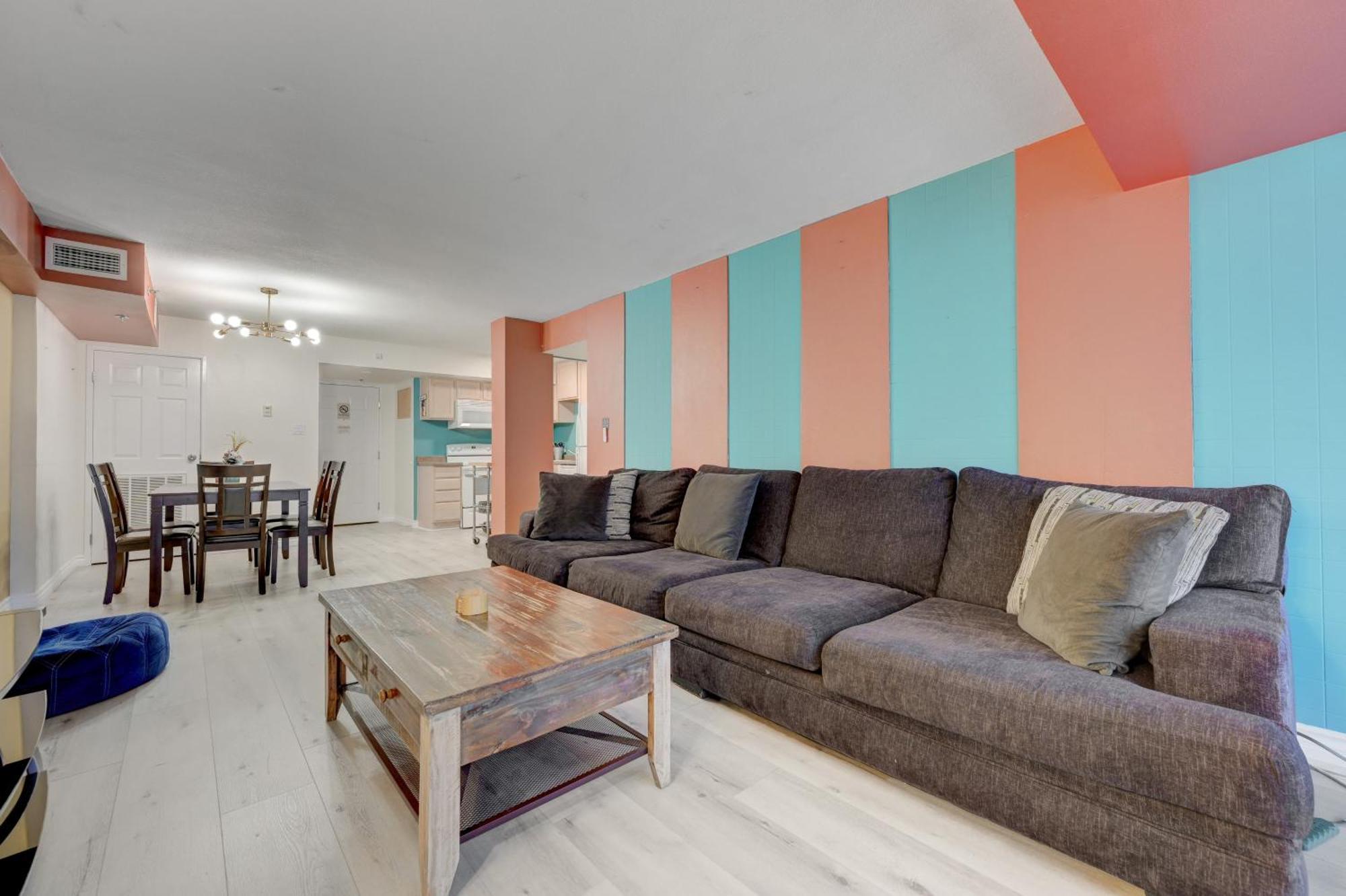 Penthouse With Epic Strip Views - 2Bd & 2Ba - No Resort Fees! * Las Vegas
