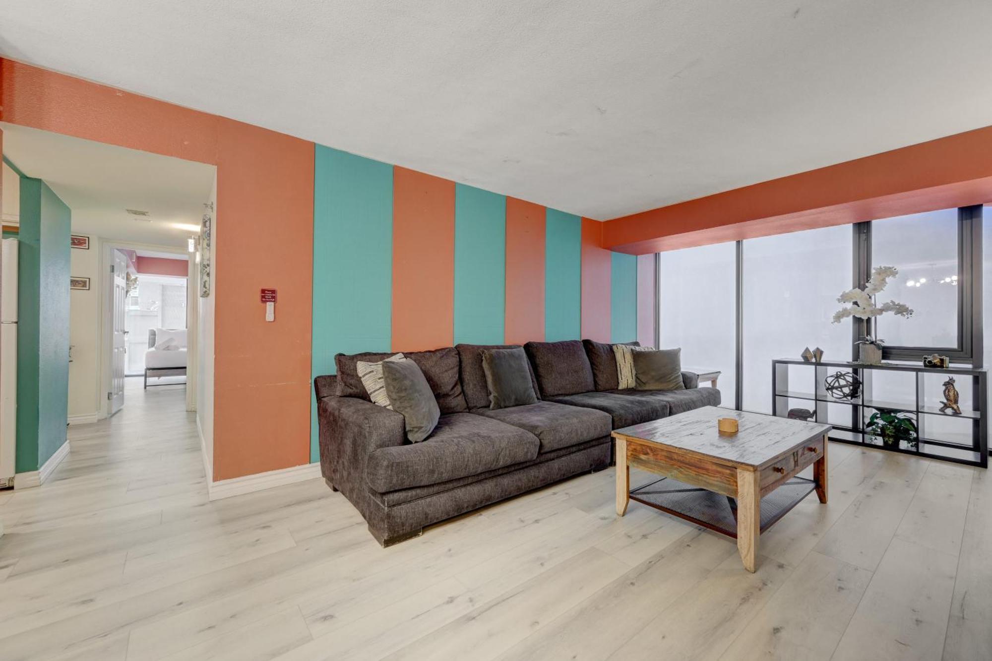 Penthouse With Epic Strip Views - 2Bd & 2Ba - No Resort Fees! Apartment Las Vegas