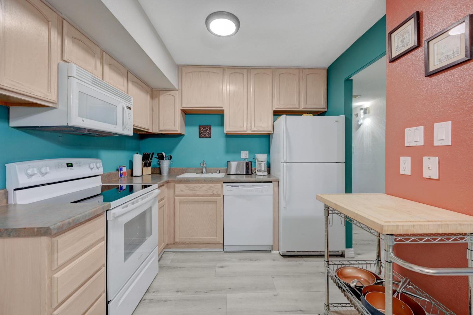 Penthouse With Epic Strip Views - 2Bd & 2Ba - No Resort Fees! Apartment