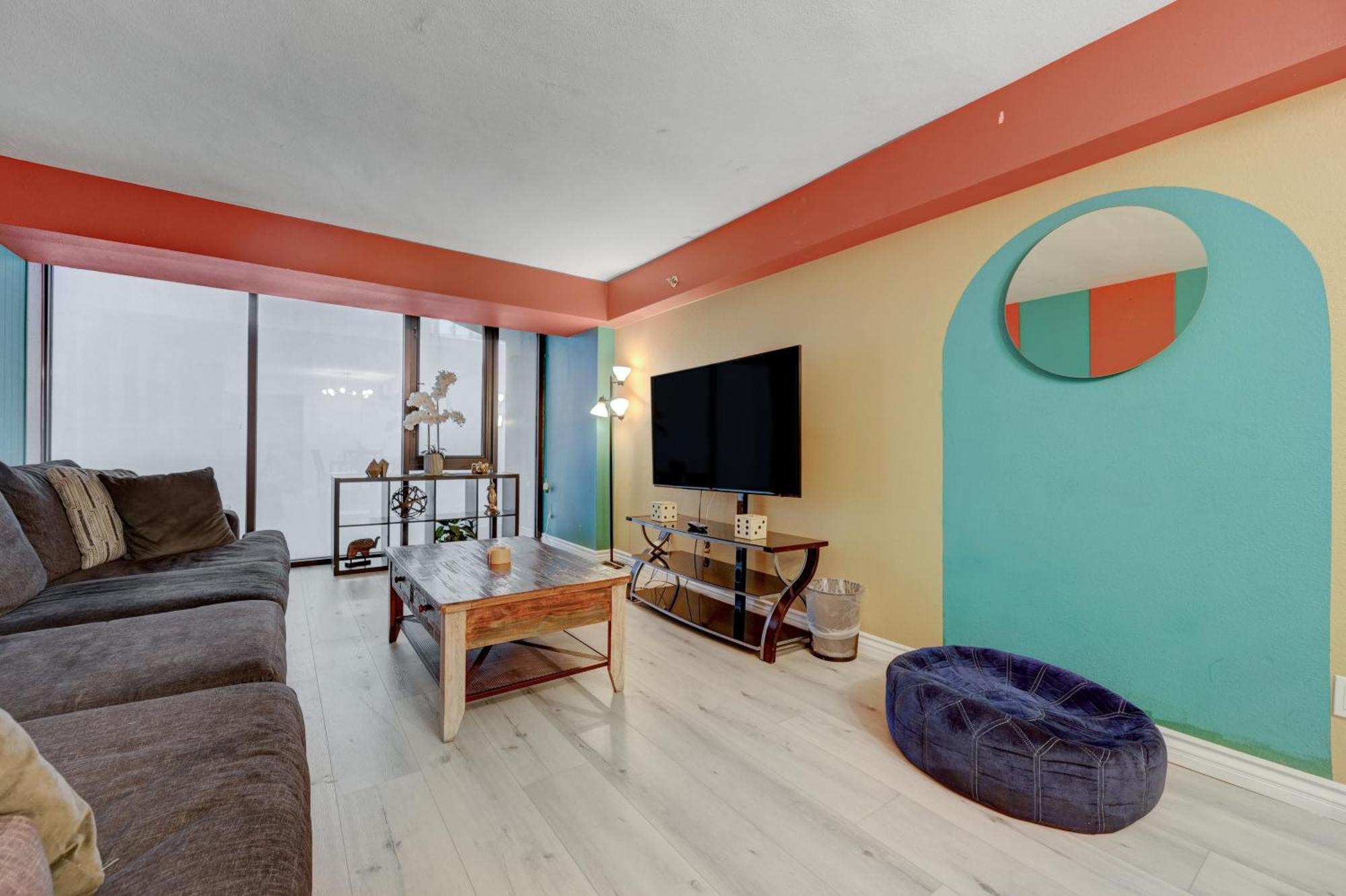Apartment Penthouse With Epic Strip Views - 2Bd & 2Ba - No Resort Fees! *