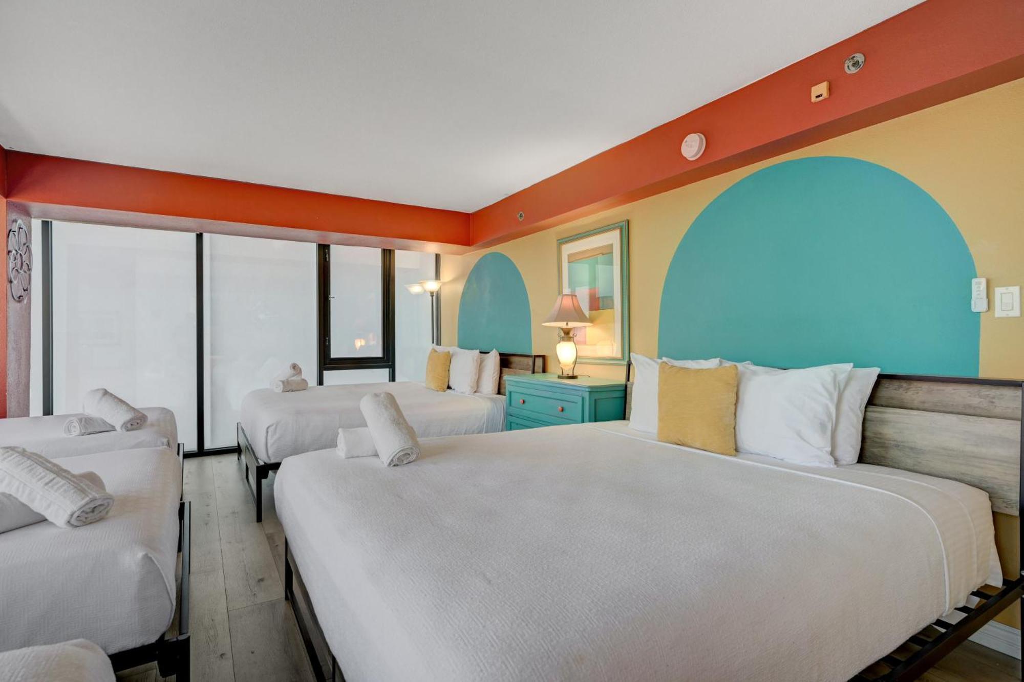 Penthouse With Epic Strip Views - 2Bd & 2Ba - No Resort Fees! *