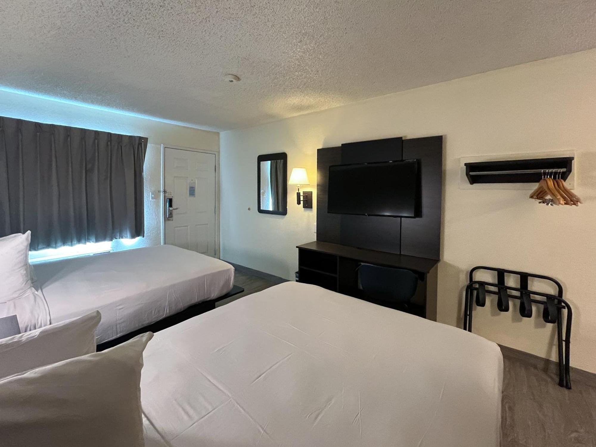 Motel 6 Vegas, Nv - Strip 4*