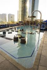 Suites At Jockey Club 3*