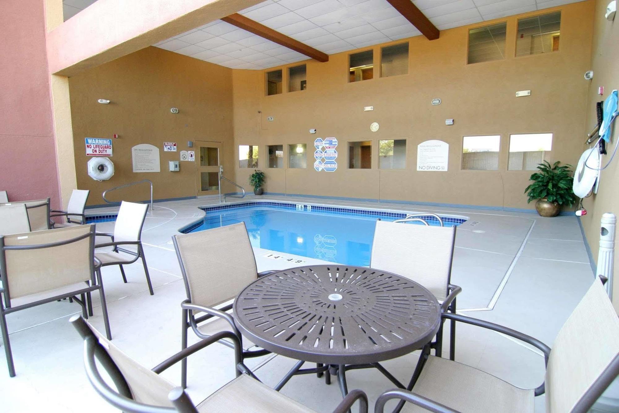 Hotel Western North Vegas Inn&suites 3*