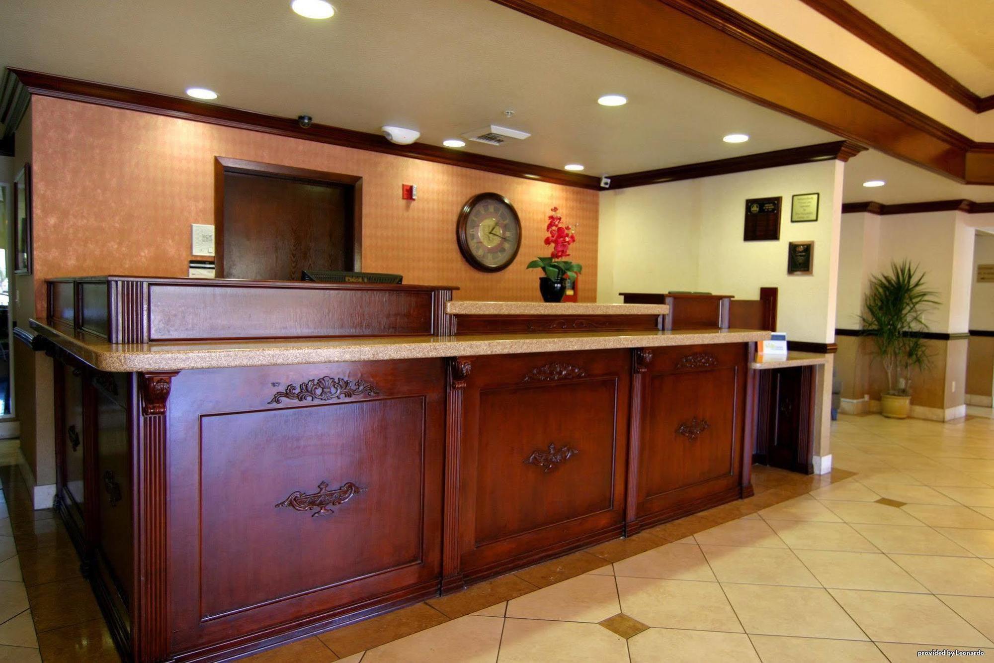Best Western Plus West Hotel 3*