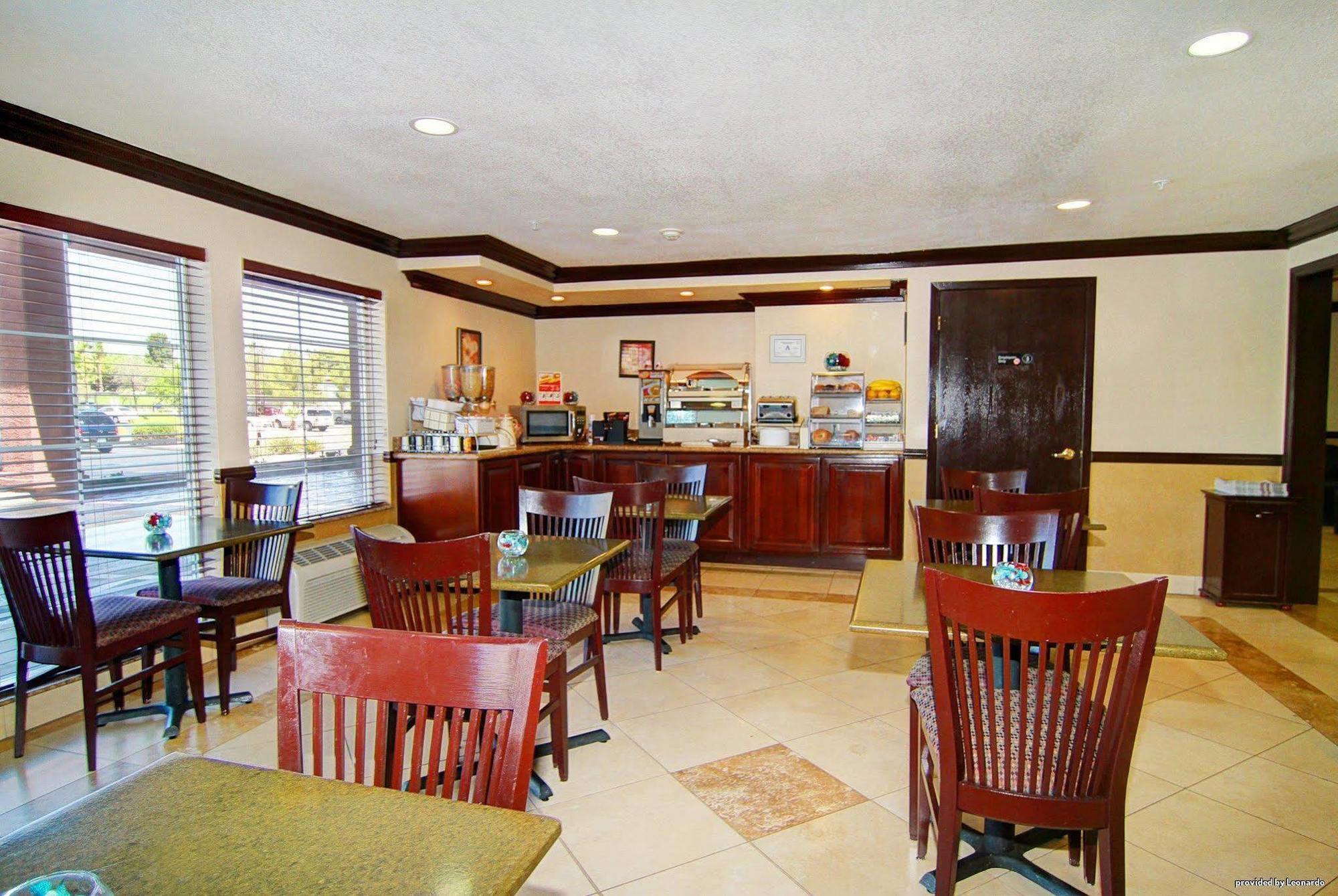 Best Western Plus West 3* Las Vegas