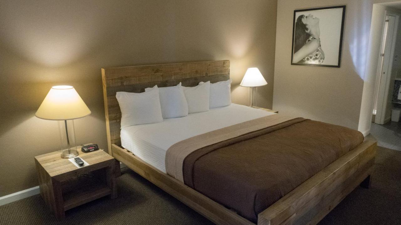 Thunderbird Boutique Hotel