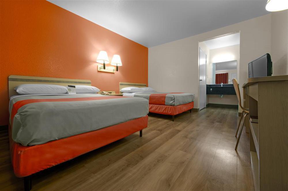 Park By Radisson, Vegas Boulder Hwy Locanda 2*