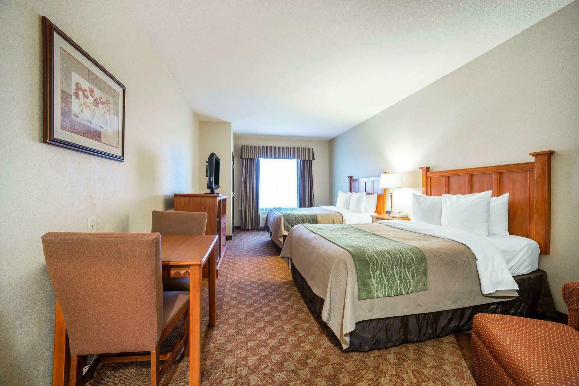Comfort Inn&suites Vegas - Nellis Hotel 3*