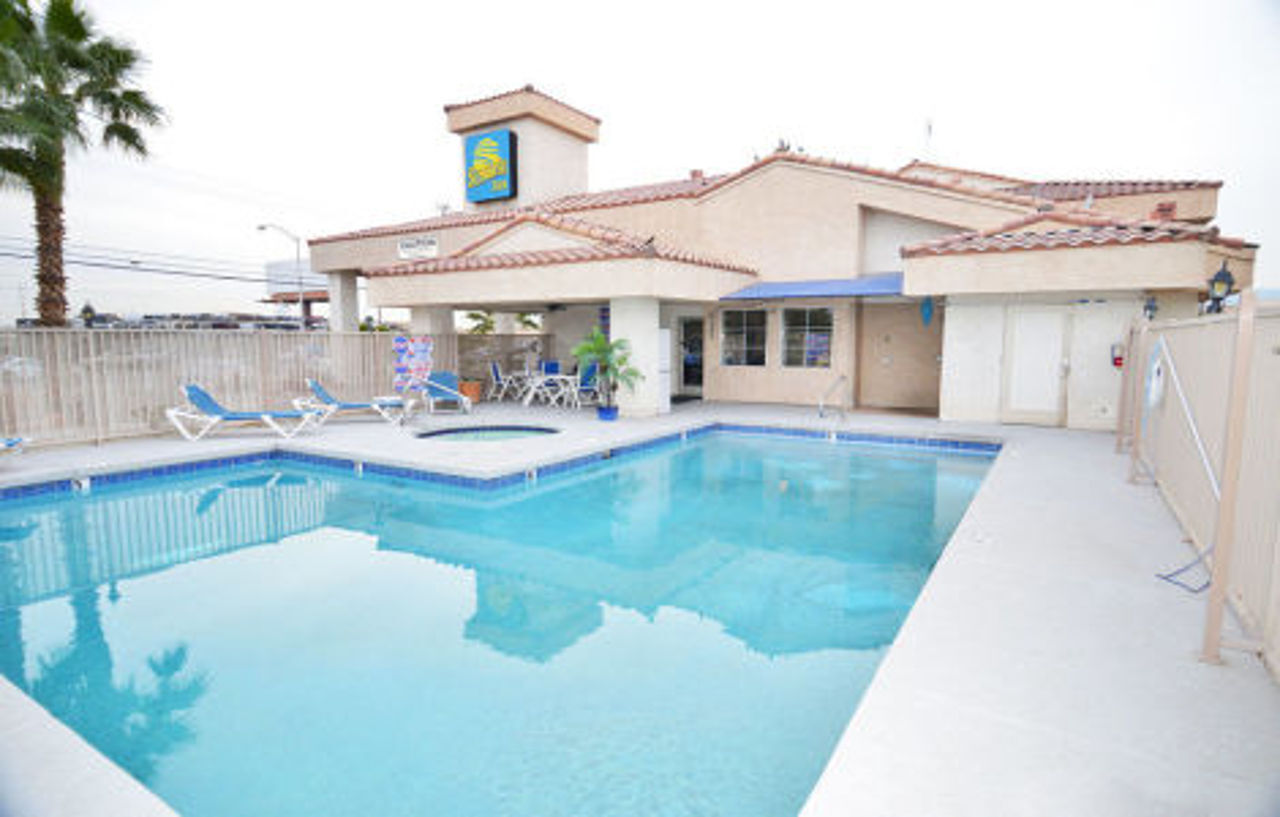 Fiesta Rancho Casino Hotel