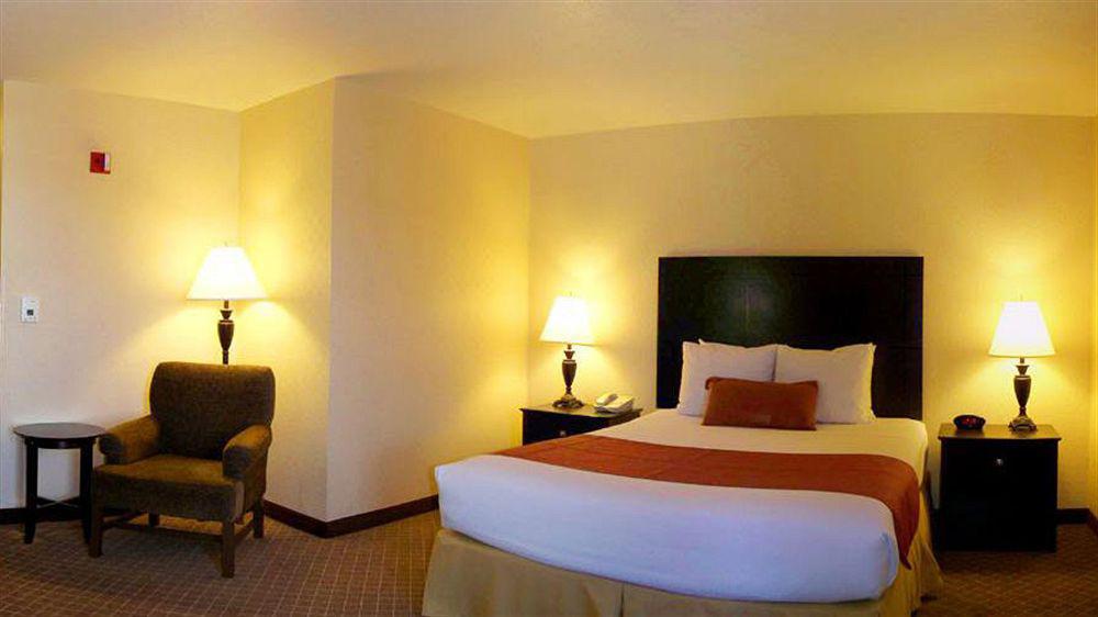 Hotel Best Western Plus West 3*