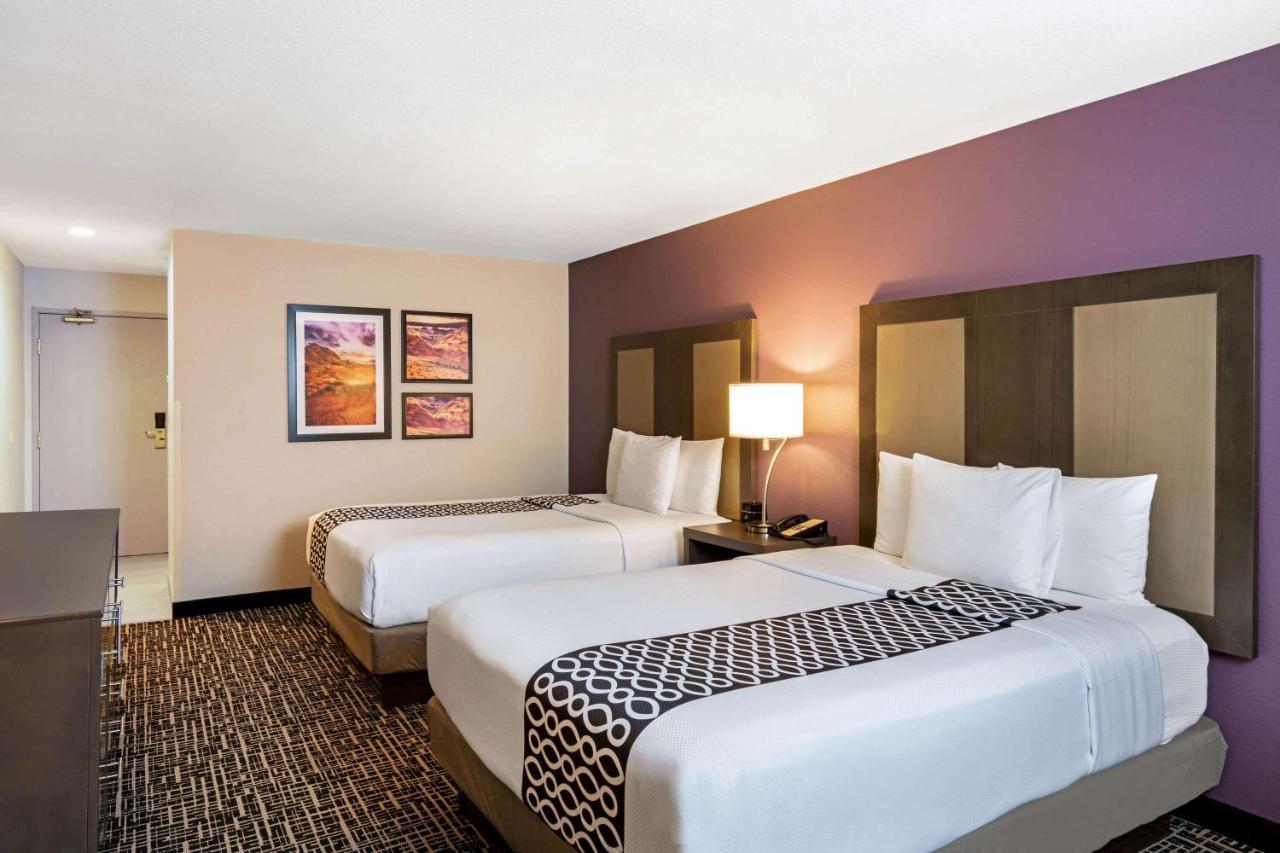Hotel La Quinta & By Wyndham Vegas Nellis 3*