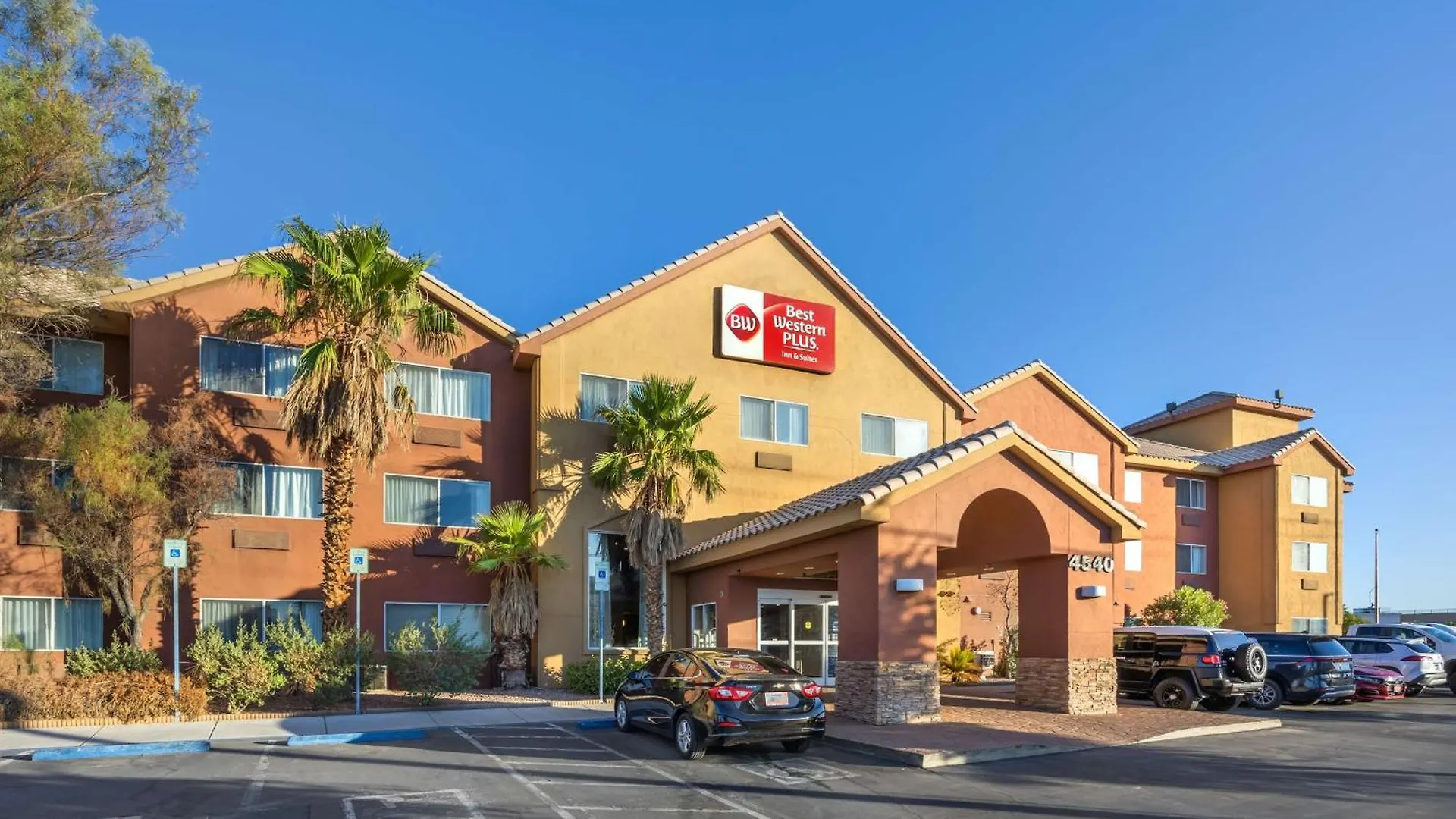 Top Hotels in Henderson, Las Vegas for Every Traveler